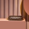 Pochette chaine Ivy Louis Vuitton