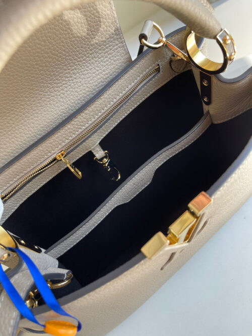 Sac Capucines MM Louis Vuitton